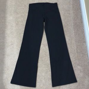 Stretchy yoga pants